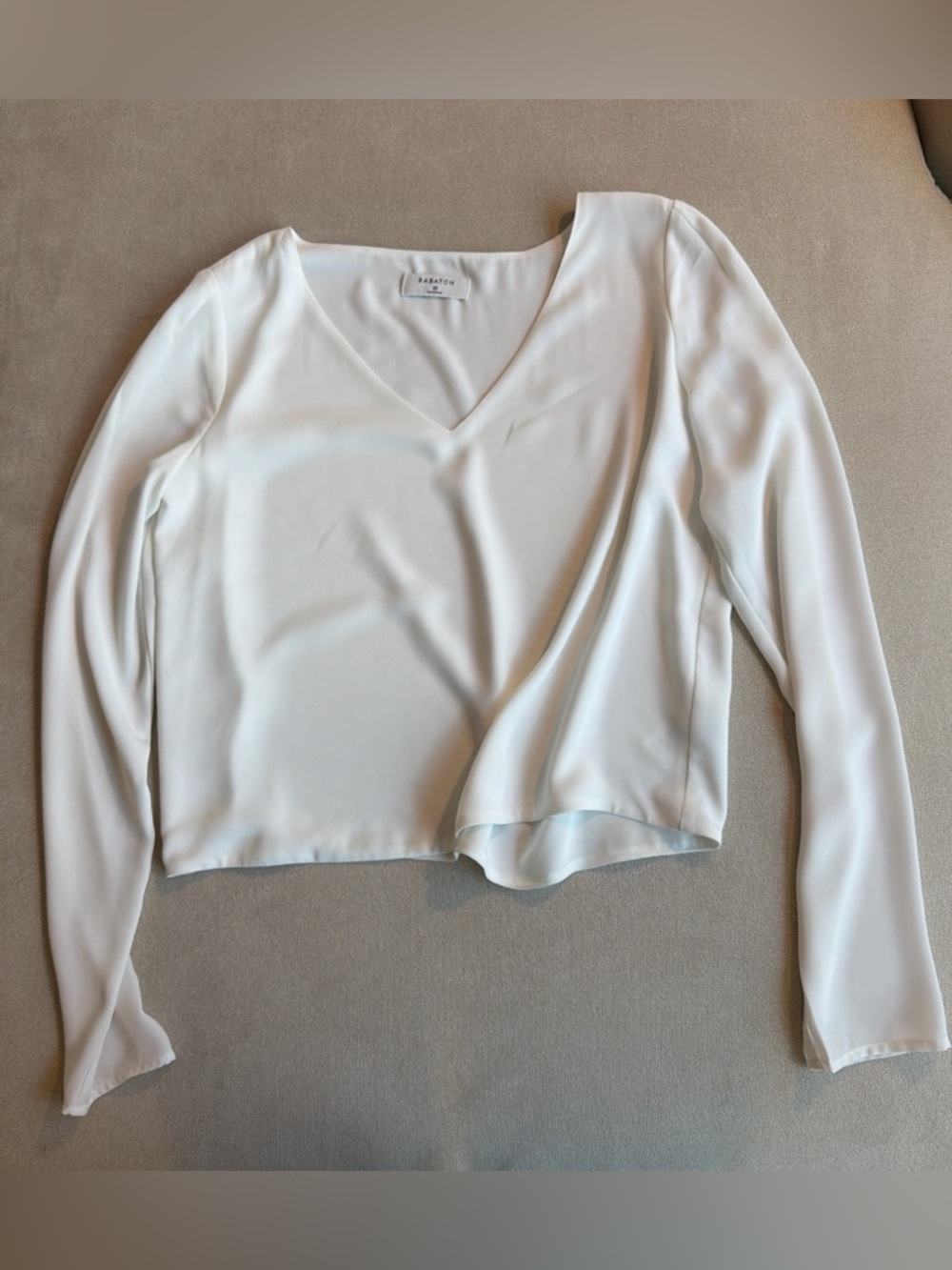 Aritzia Babaton blouse